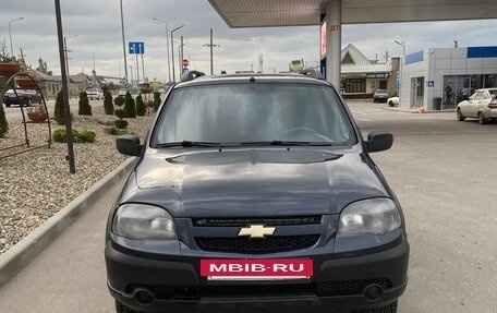 Chevrolet Niva I рестайлинг, 2010 год, 440 000 рублей, 3 фотография
