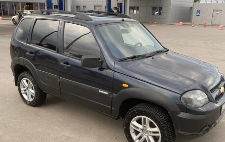 Chevrolet Niva I рестайлинг, 2010 год, 440 000 рублей, 7 фотография