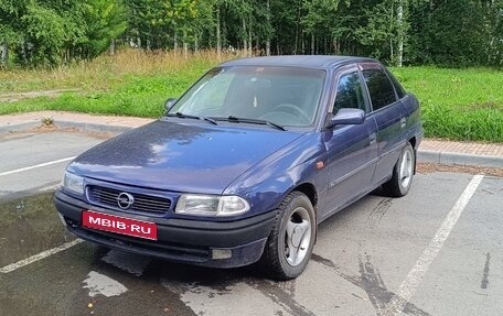 Opel Astra F, 1995 год, 140 000 рублей, 1 фотография
