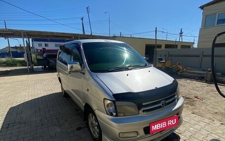 Toyota Town Ace III, 2001 год, 500 000 рублей, 4 фотография