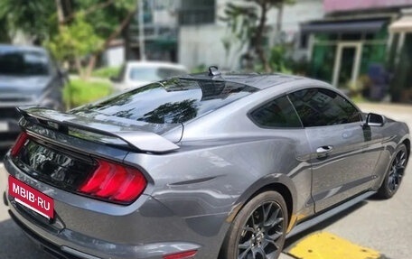 Ford Mustang VI рестайлинг, 2021 год, 2 088 777 рублей, 6 фотография