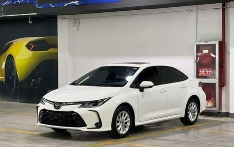 Toyota Corolla, 2021 год, 1 340 000 рублей, 4 фотография