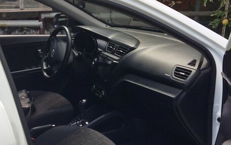KIA Rio III рестайлинг, 2012 год, 870 000 рублей, 3 фотография