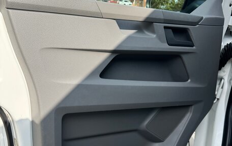 Volkswagen Transporter T6 рестайлинг, 2021 год, 3 500 000 рублей, 17 фотография