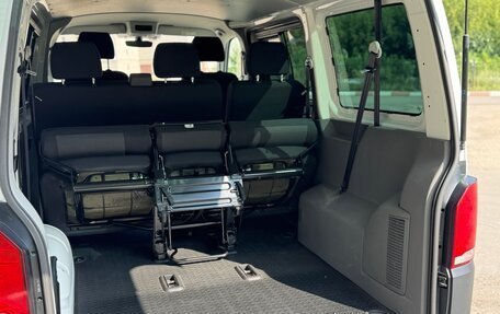 Volkswagen Transporter T6 рестайлинг, 2021 год, 3 500 000 рублей, 18 фотография