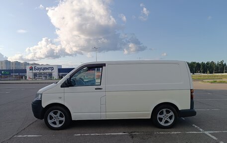 Volkswagen Transporter T5 рестайлинг, 2008 год, 1 000 000 рублей, 3 фотография