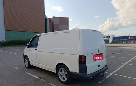 Volkswagen Transporter T5 рестайлинг, 2008 год, 1 000 000 рублей, 4 фотография