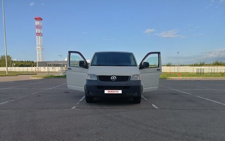 Volkswagen Transporter T5 рестайлинг, 2008 год, 1 000 000 рублей, 9 фотография