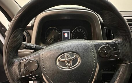 Toyota RAV4, 2016 год, 1 799 000 рублей, 9 фотография