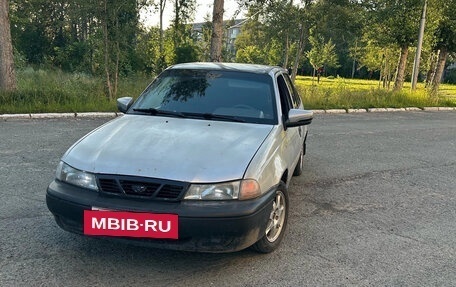 Daewoo Nexia I рестайлинг, 2001 год, 100 000 рублей, 2 фотография