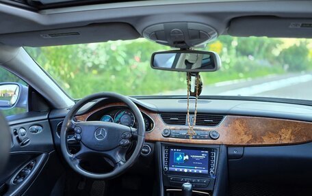 Mercedes-Benz CLS, 2005 год, 1 385 000 рублей, 6 фотография