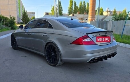 Mercedes-Benz CLS, 2005 год, 1 385 000 рублей, 2 фотография