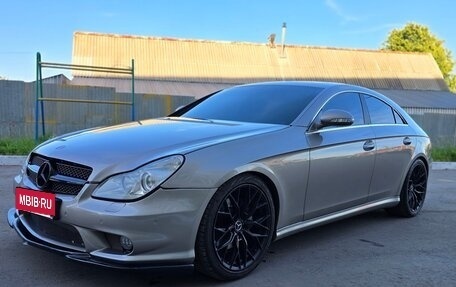 Mercedes-Benz CLS, 2005 год, 1 385 000 рублей, 3 фотография