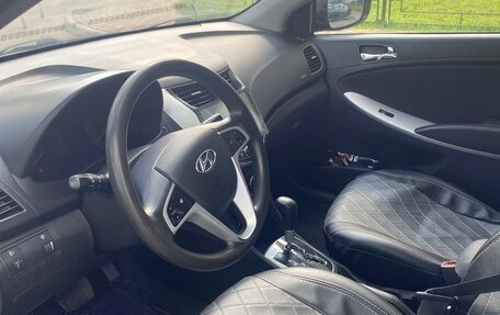 Hyundai Solaris II рестайлинг, 2012 год, 870 000 рублей, 9 фотография