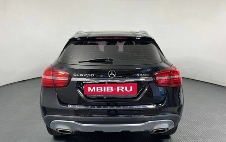Mercedes-Benz GLA, 2017 год, 2 350 000 рублей, 6 фотография