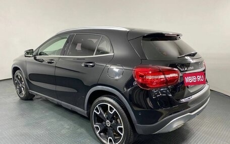Mercedes-Benz GLA, 2017 год, 2 350 000 рублей, 7 фотография