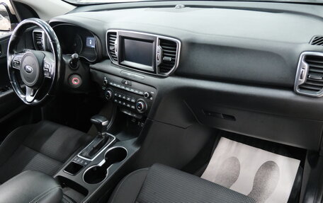 KIA Sportage IV рестайлинг, 2018 год, 2 149 000 рублей, 23 фотография
