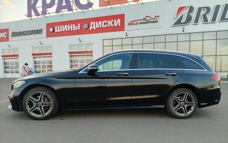 Mercedes-Benz C-Класс, 2019 год, 2 400 000 рублей, 4 фотография