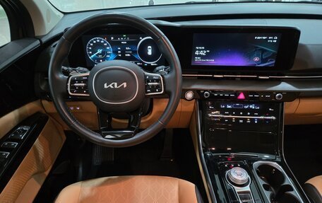 KIA Carnival, 2022 год, 3 380 000 рублей, 6 фотография