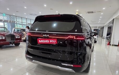 KIA Carnival, 2022 год, 3 380 000 рублей, 2 фотография