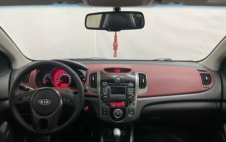 KIA Cerato III, 2010 год, 850 000 рублей, 11 фотография