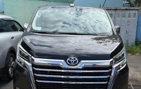 Toyota HiAce H300, 2020 год, 4 999 000 рублей, 1 фотография