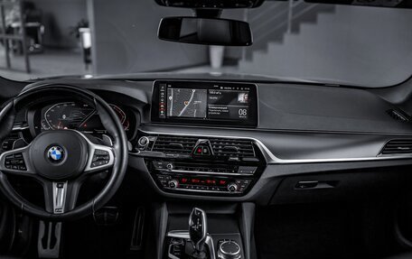 BMW 5 серия, 2021 год, 5 300 000 рублей, 14 фотография