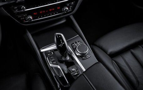 BMW 5 серия, 2021 год, 5 300 000 рублей, 21 фотография