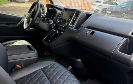Toyota HiAce H300, 2020 год, 4 999 000 рублей, 4 фотография