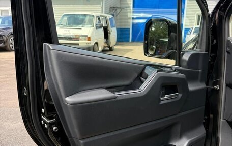 Toyota HiAce H300, 2020 год, 4 999 000 рублей, 7 фотография