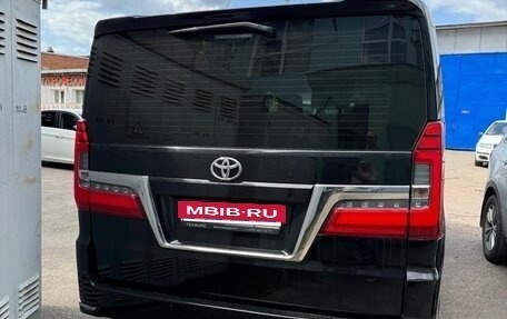 Toyota HiAce H300, 2020 год, 4 999 000 рублей, 11 фотография