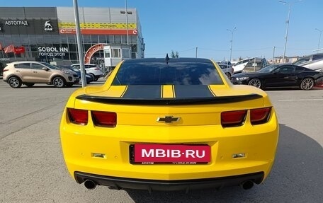 Chevrolet Camaro IV, 2011 год, 1 889 000 рублей, 6 фотография