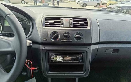 Skoda Fabia II, 2013 год, 519 995 рублей, 18 фотография