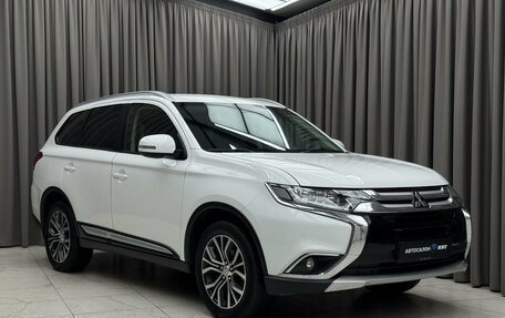 Mitsubishi Outlander III рестайлинг 3, 2016 год, 1 770 000 рублей, 3 фотография