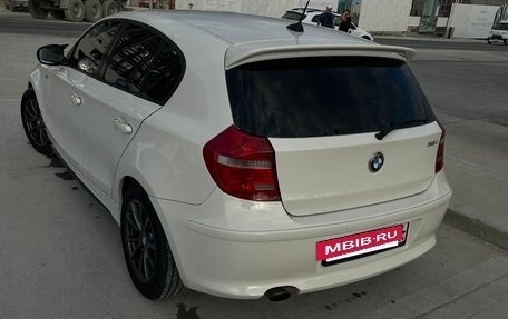 BMW 1 серия, 2011 год, 950 000 рублей, 12 фотография