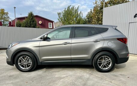 Hyundai Santa Fe III рестайлинг, 2016 год, 1 800 000 рублей, 2 фотография