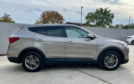 Hyundai Santa Fe III рестайлинг, 2016 год, 1 800 000 рублей, 4 фотография