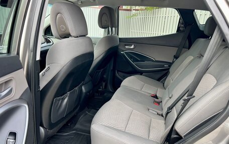 Hyundai Santa Fe III рестайлинг, 2016 год, 1 800 000 рублей, 9 фотография