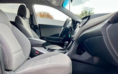 Hyundai Santa Fe III рестайлинг, 2016 год, 1 800 000 рублей, 13 фотография