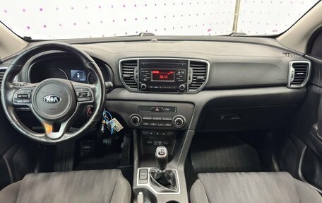 KIA Sportage IV рестайлинг, 2017 год, 1 790 000 рублей, 11 фотография