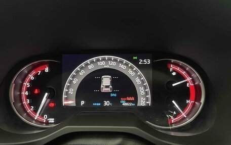 Toyota RAV4, 2021 год, 2 400 000 рублей, 6 фотография