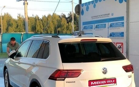 Volkswagen Tiguan II, 2017 год, 2 150 000 рублей, 2 фотография