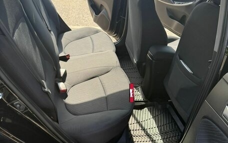 Hyundai Solaris II рестайлинг, 2015 год, 950 000 рублей, 18 фотография
