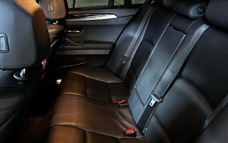 BMW 5 серия, 2013 год, 2 100 000 рублей, 17 фотография