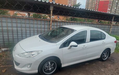 Peugeot 408 I рестайлинг, 2014 год, 550 000 рублей, 2 фотография