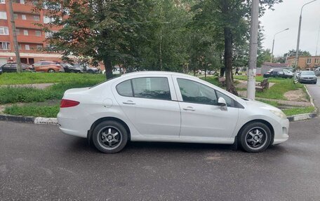 Peugeot 408 I рестайлинг, 2014 год, 550 000 рублей, 3 фотография