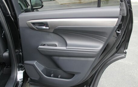 Toyota Highlander, 2025 год, 5 350 000 рублей, 25 фотография