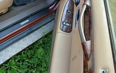 Lincoln Town Car III рестайлинг, 1998 год, 750 000 рублей, 13 фотография