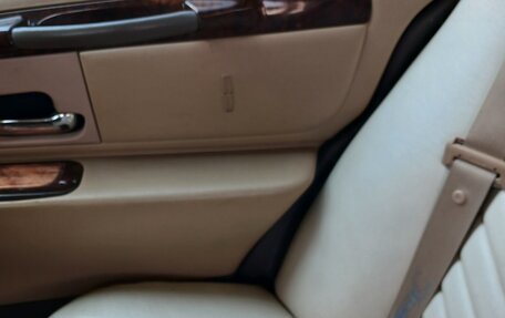 Lincoln Town Car III рестайлинг, 1998 год, 750 000 рублей, 17 фотография