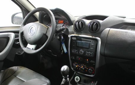 Renault Duster I рестайлинг, 2012 год, 899 000 рублей, 14 фотография